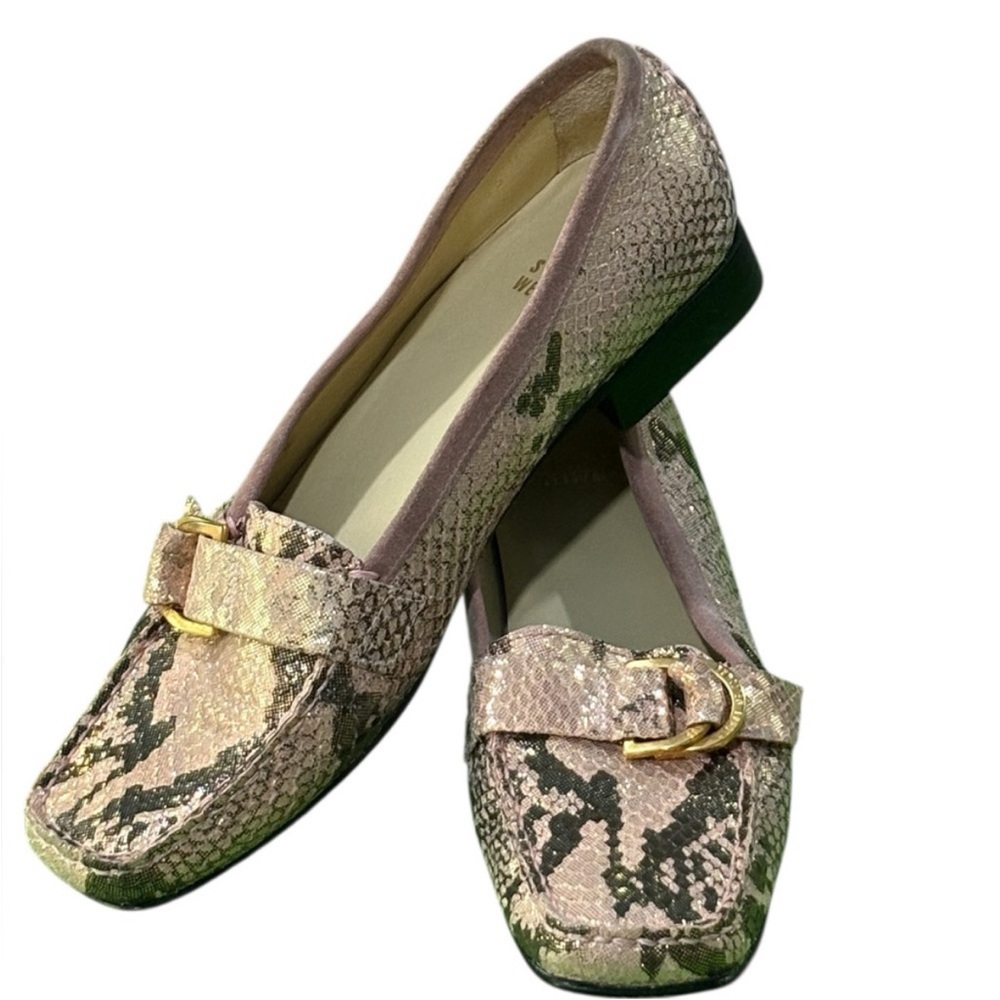 Stewart Weitzman Elegant Gold
Snake Print Slip On Loafers Shoes
Size 7.